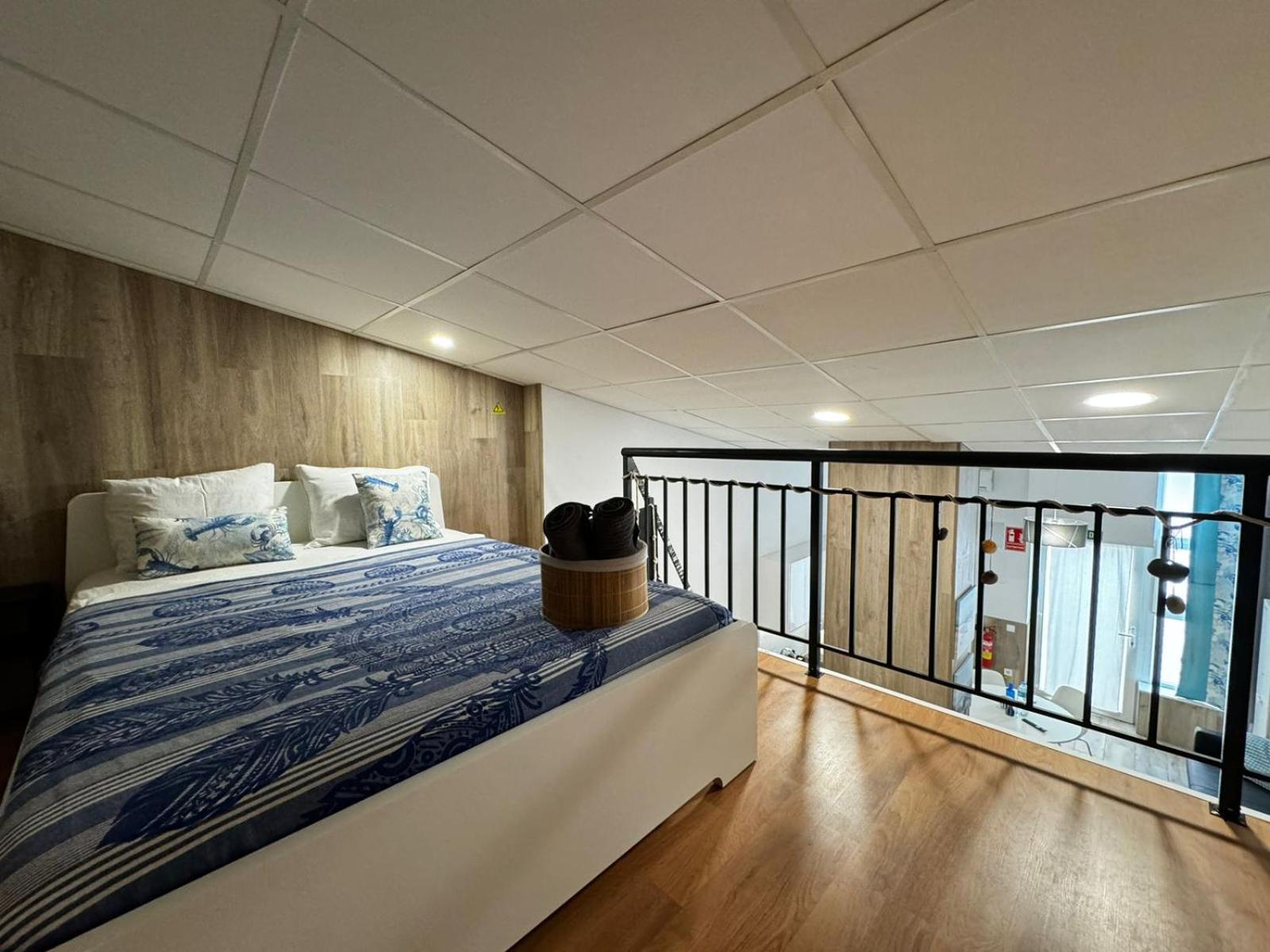 Rodrigues 15 Aparthotel Valencia Bagian luar foto