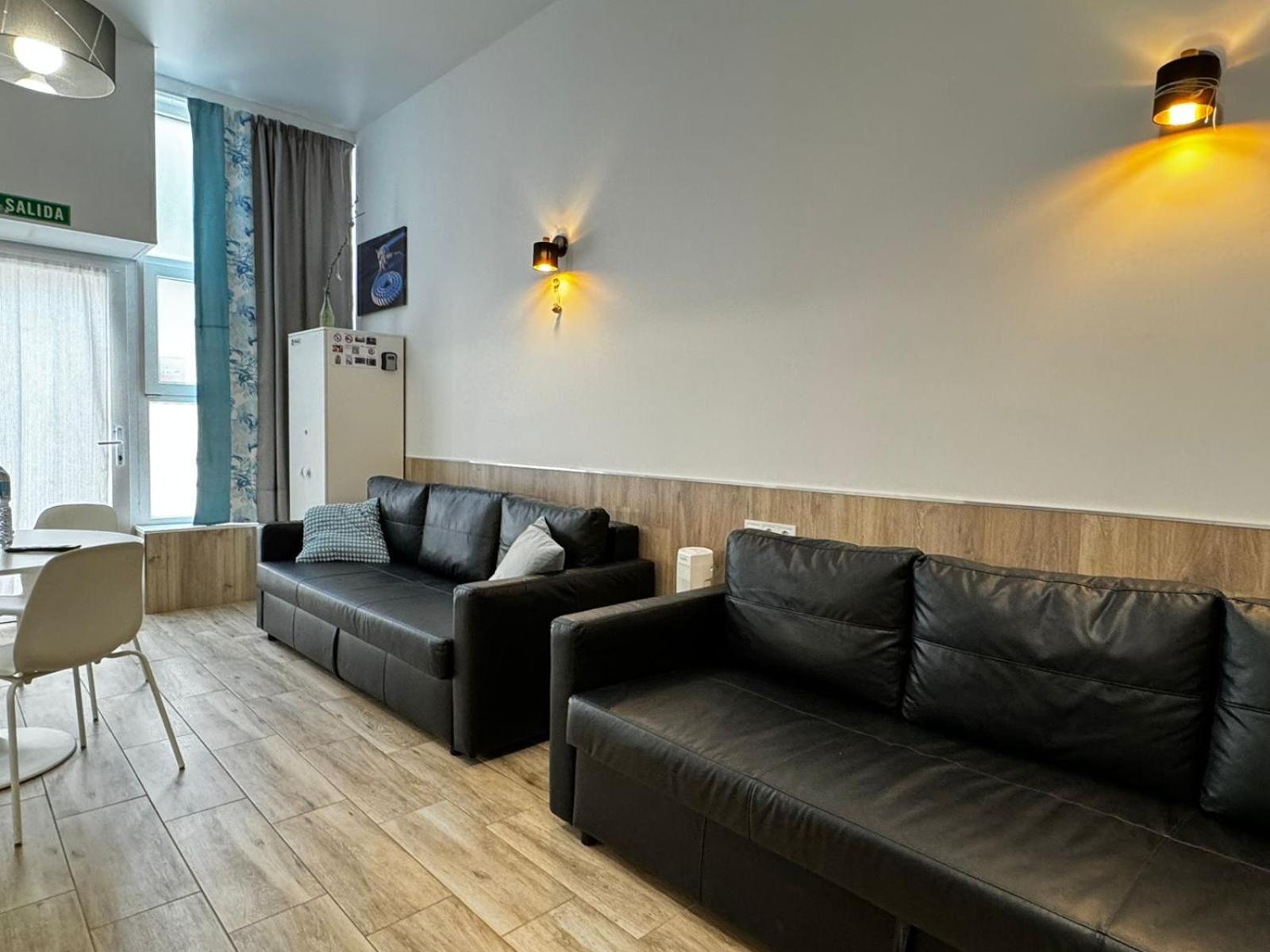 Rodrigues 15 Aparthotel Valencia Bagian luar foto
