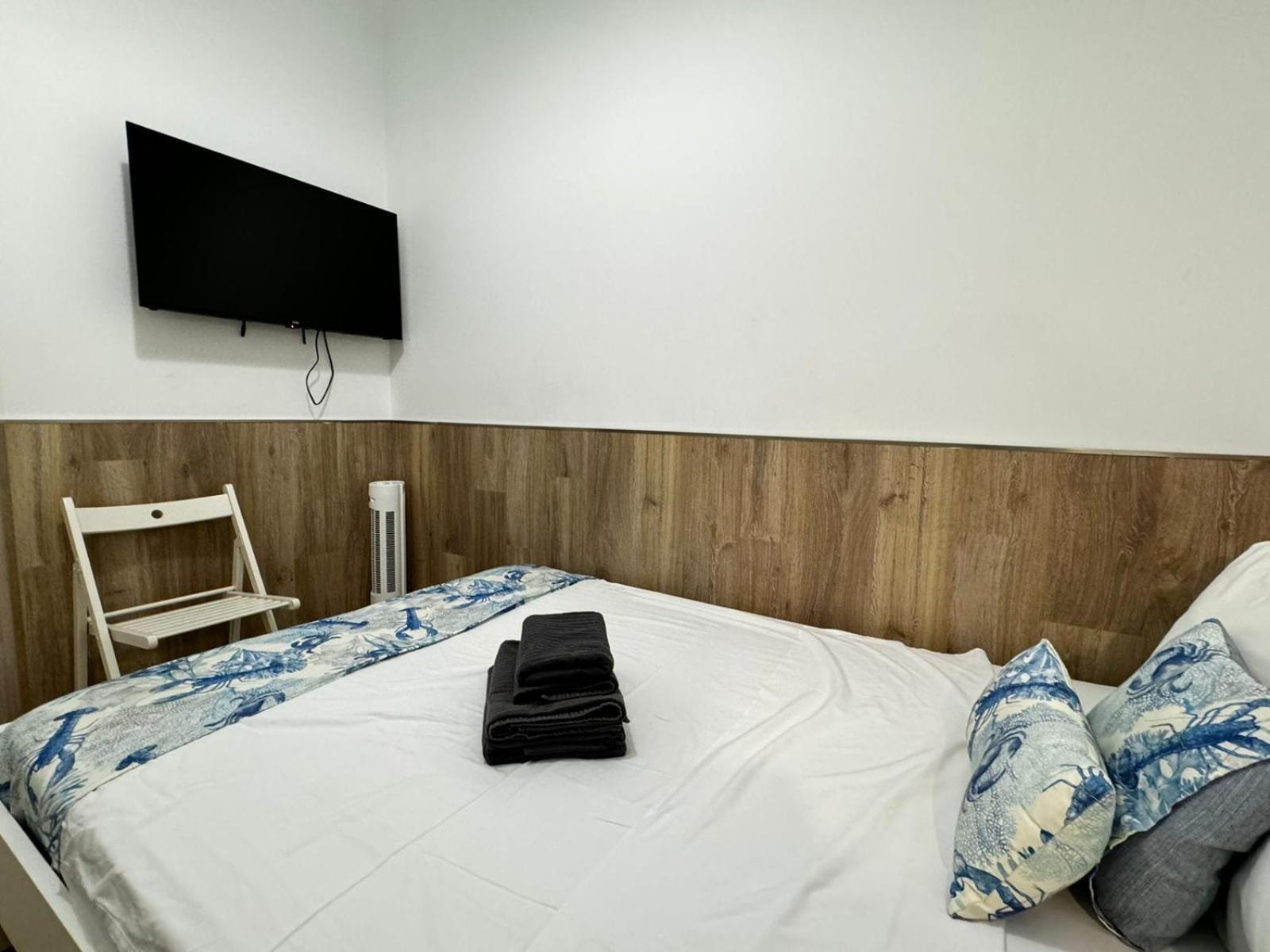 Rodrigues 15 Aparthotel Valencia Bagian luar foto